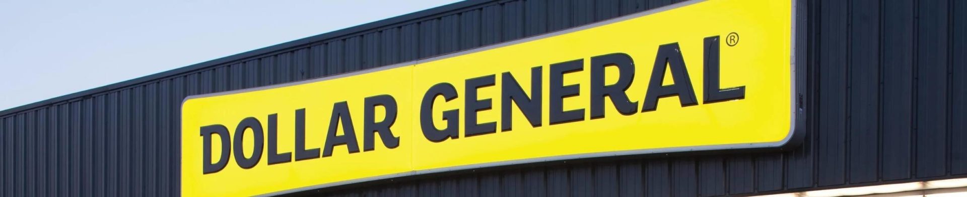 a Dollar General store sign