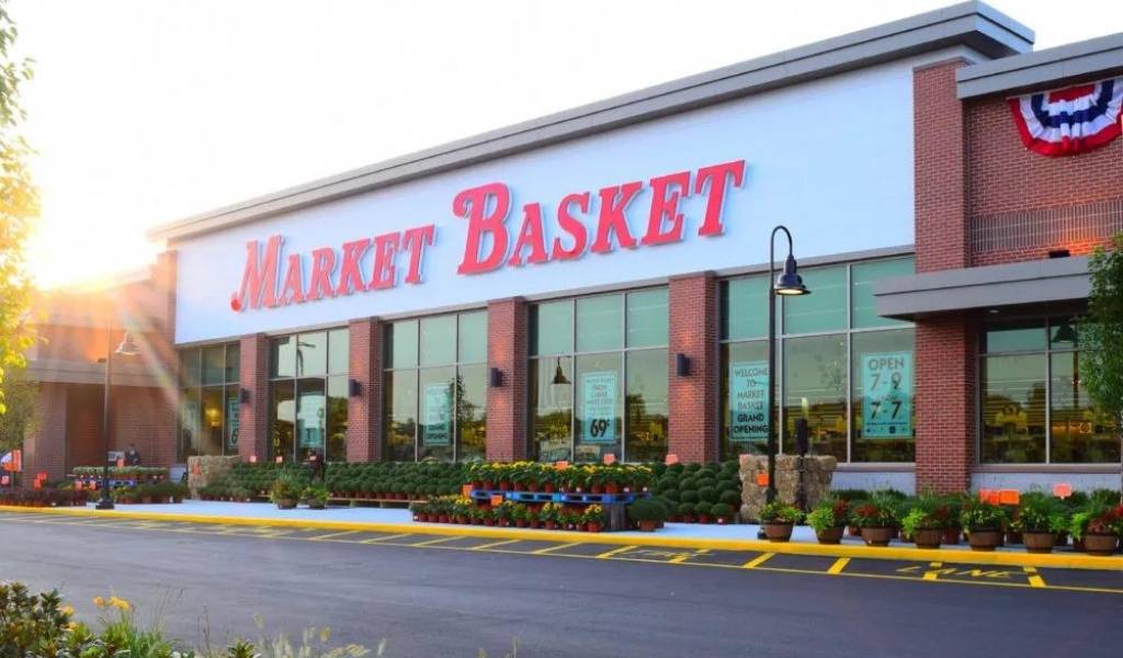 a Market Basket location