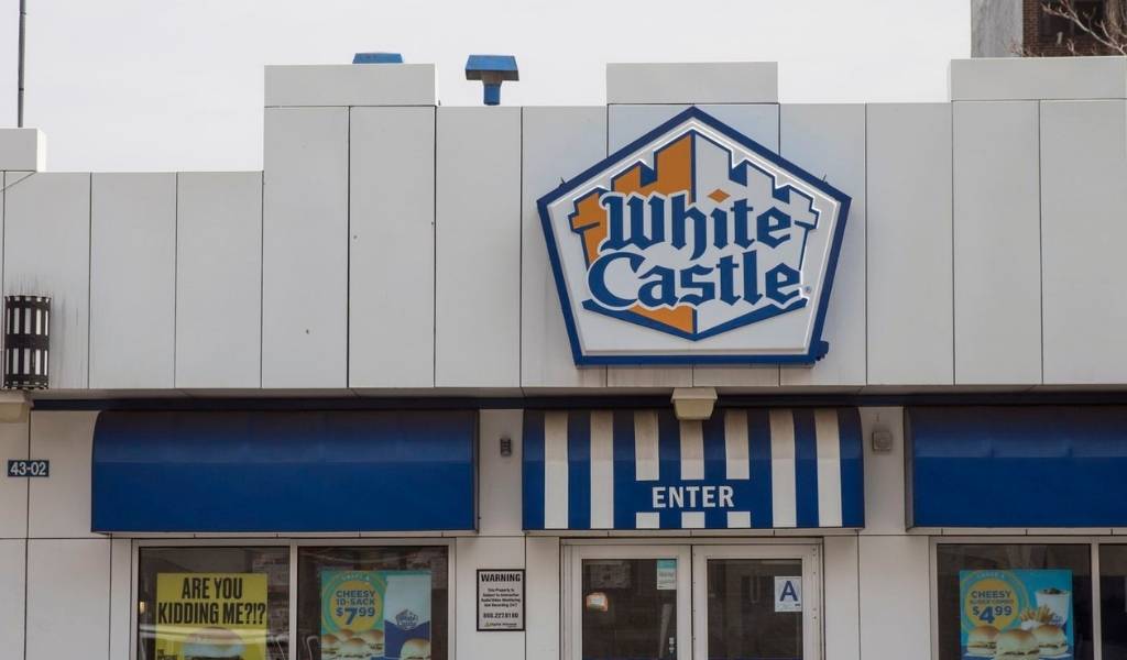 a White Castle restaurant